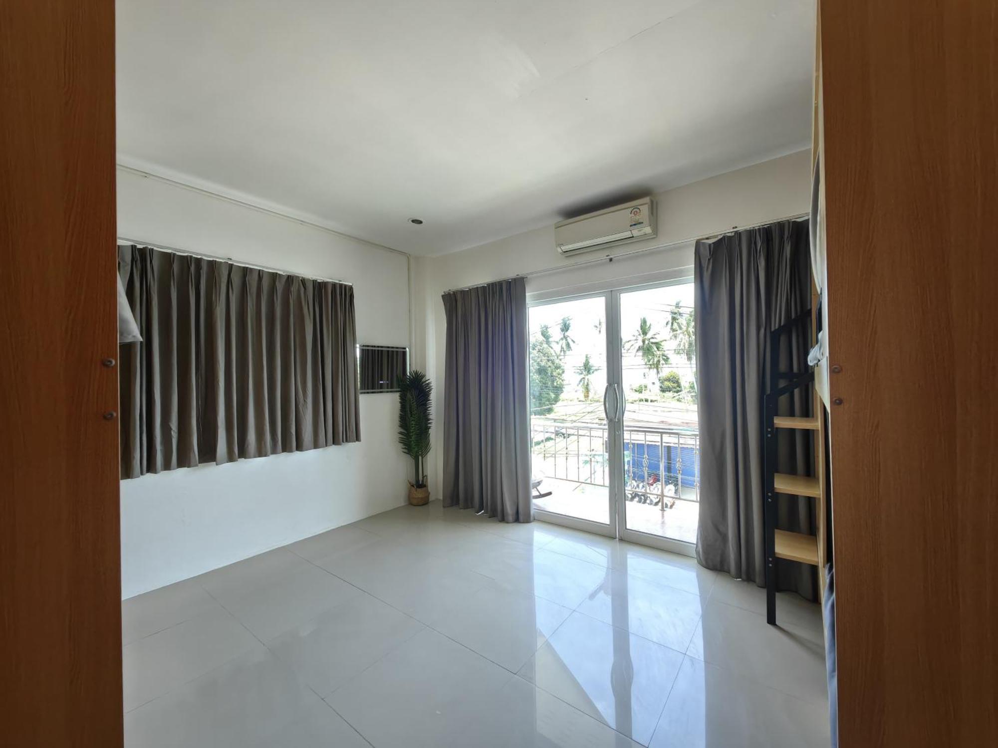 Arena Seaview Hotel Baan Tai Exterior photo